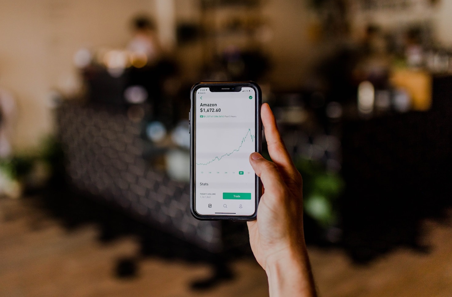 Top AI Tools for Tracking Economic Trends